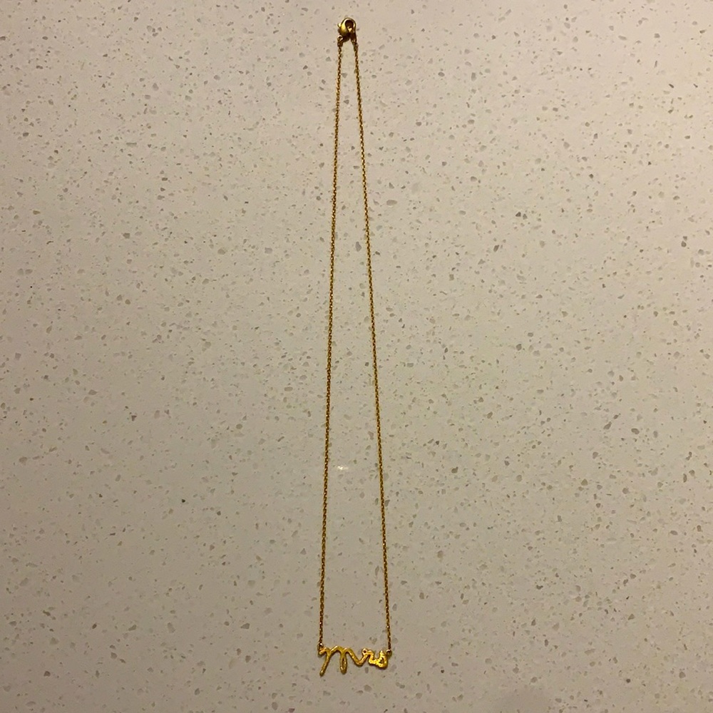 Dainty Mrs Gold Necklace